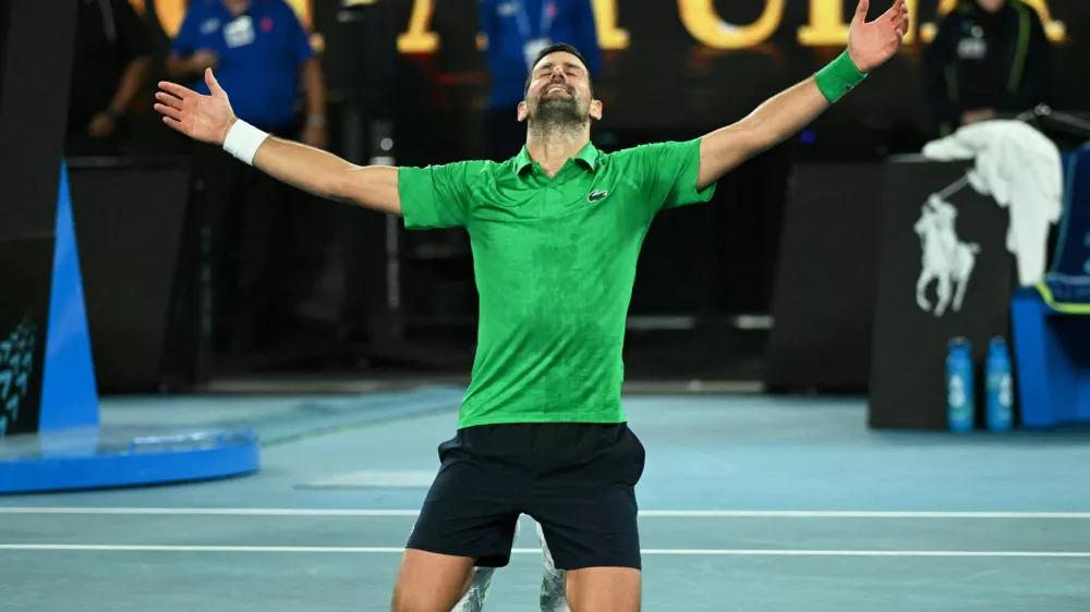 Tennis - Australian Open - Melbourne Park, Melbourne, Australia - January 31, 2026 Serbia's Novak Djokovic celebrates winning his semi final match against Italy's Jannik Sinner REUTERS/Jaimi Joy   TPX IMAGES OF THE DAY