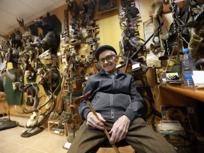 Skoraj stoletje in tri manj kot 10.000 živali