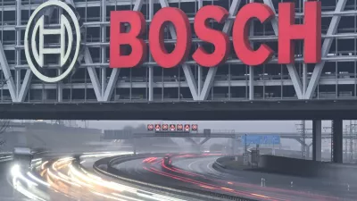 FILED - 29 January 2026, Baden-Württemberg, Gerlingen: The logo of the industrial group Bosch shines above the highway. Photo: Bernd Weißbrod/dpa