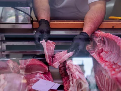 Barva mesa nam veliko pove. / Foto: Istock