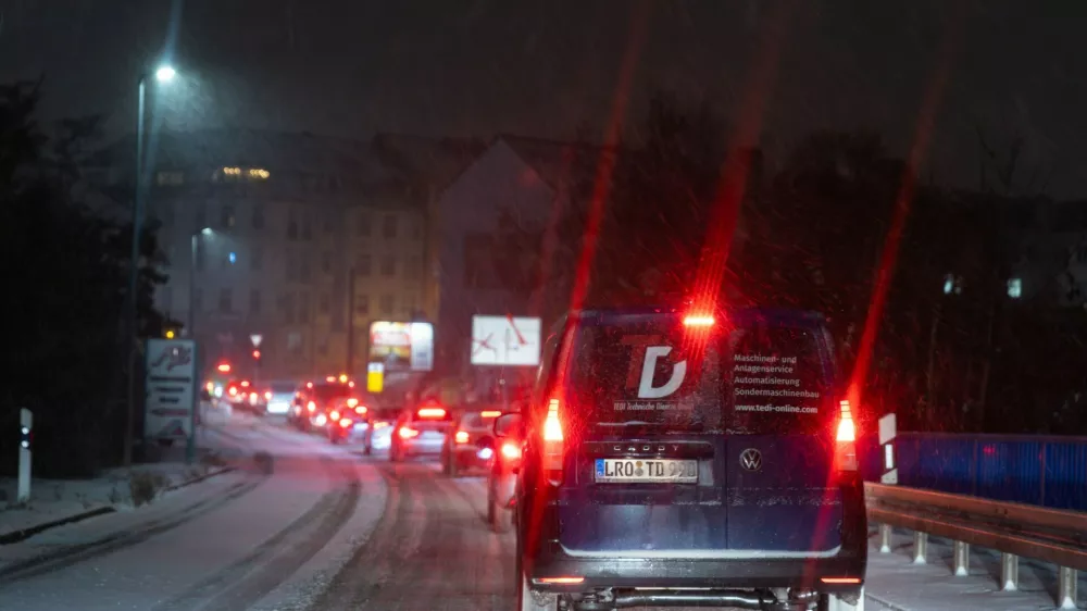 Image: 1064559368, License: Rights-managed, Restrictions: Usage restrictions: Advertising and promotion,Commercial electronic,Consumer goods,Direct mail and brochures,Indoor display,Internal business usage,Personal use, Model Release: no