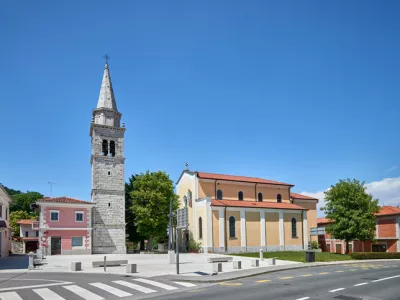 Nov TIC Sežana je svoj prostor na&scaron;la v roza hi&scaron;i na Trgu svobode. F TIC Sežana