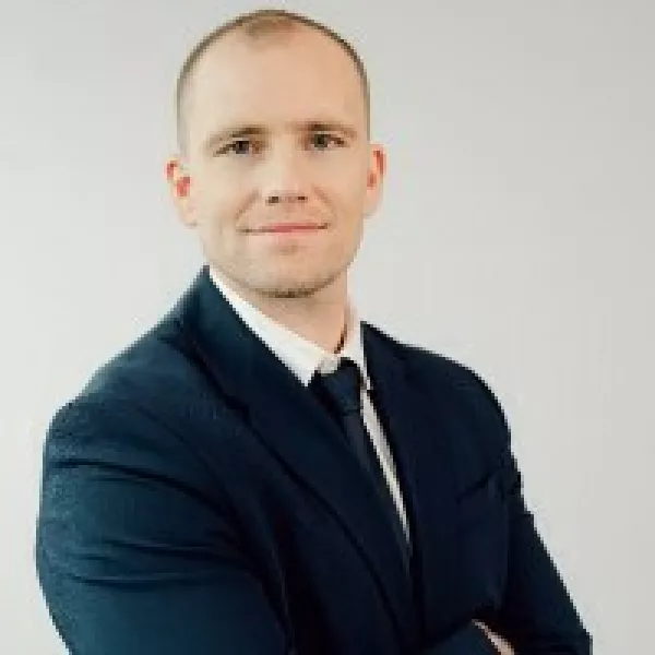 Matija Kompara, NLB Skladi