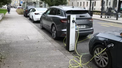 14.11.2024 - simbolična fotografija - električni avto - avto na elekriko - električni pogon - električna polnilnicaFOTO: LUKA CJUHA