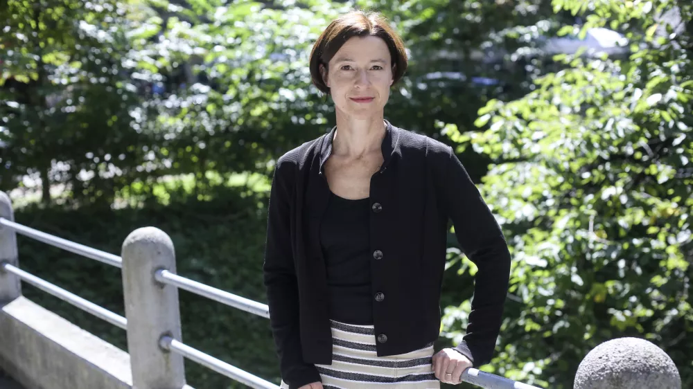 dr. Barbara Kresal, profesorica na Fakulteti za socialno delo in Ekonomski fakulteti ter raziskovalka na In&scaron;titutu za delo pri Pravni fakulteti v Ljubljani,  //FOTO: Jaka Gasar