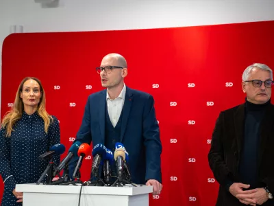 Ljubljana, SD.Izjava za medije stranke SD ob prestopu vodje poslanske skupine Levica Mateja Tasnerja Vatovca v stranko SD.Novi poslanec SD Matej Tasner Vatovec.