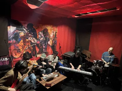 Vaje v sobi brez oken in elektrike