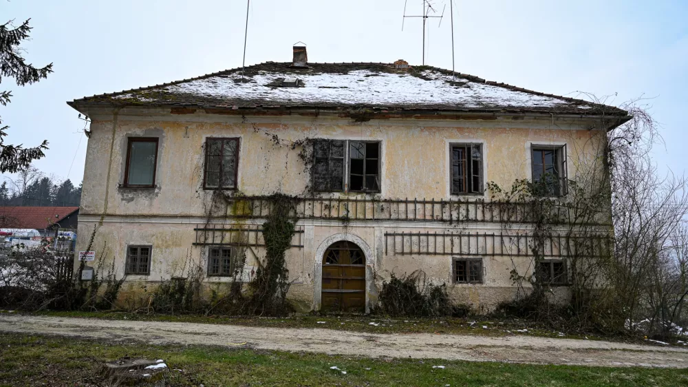 Tri občine bodo vzpostavile skupnostne centre za dementne