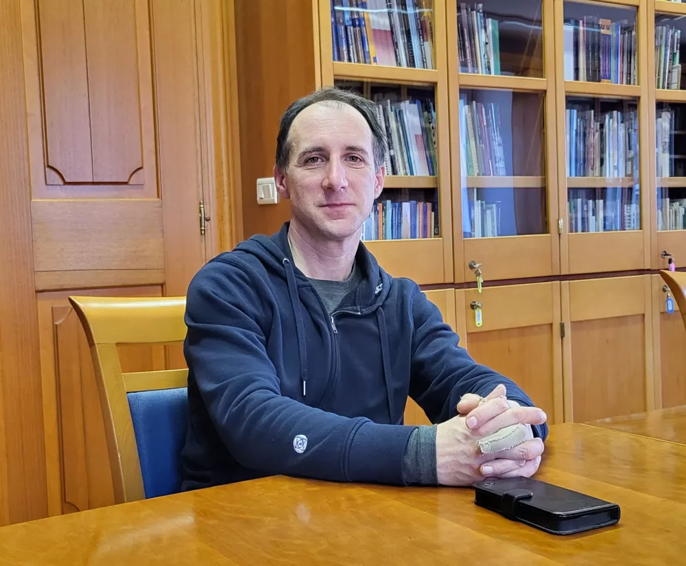 Dr. Mitja Prelov&scaron;ek, In&scaron;titut za raziskovanje krasa ZRC SAZU / Foto: Katja Gle&scaron;čič 