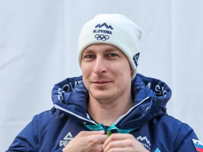 Italija, Predazzu.Zimske olimpijske igre 2026.Trening slovenskih smucarskih skakalcev.Smucarski skakalec Jurij Tepes.