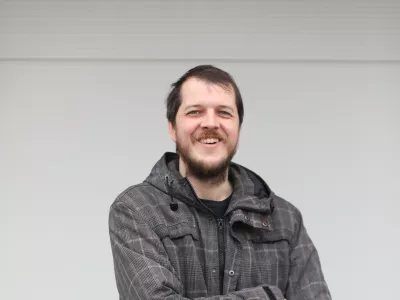 - 12.02.2026. - Klemen Fajs, pobudnik Iniciative za &Scaron;tepanjsko naselje, ki hoče razre&scaron;it problematiko s parkiri&scaron;či.//FOTO: Bojan Velikonja