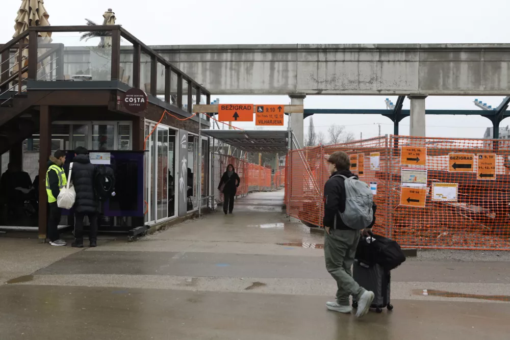 železni&scaron;ka postaja zaprta za vikend foto luka cjuha