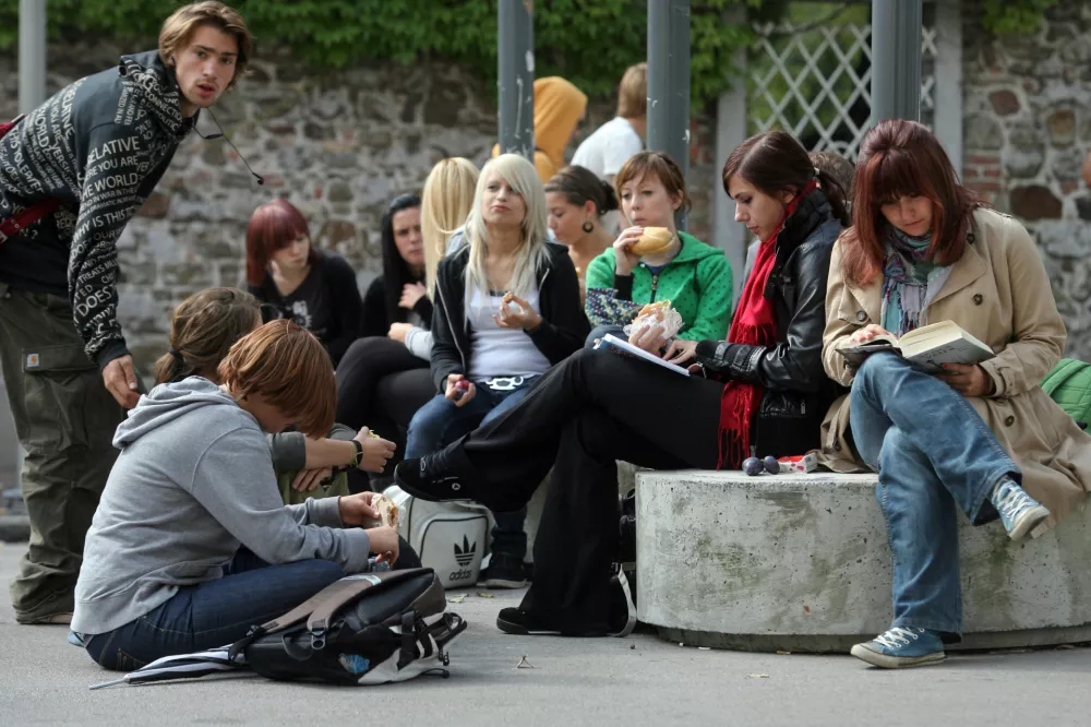 Mladi spreminjajo politično igro &ndash; v korist desnice