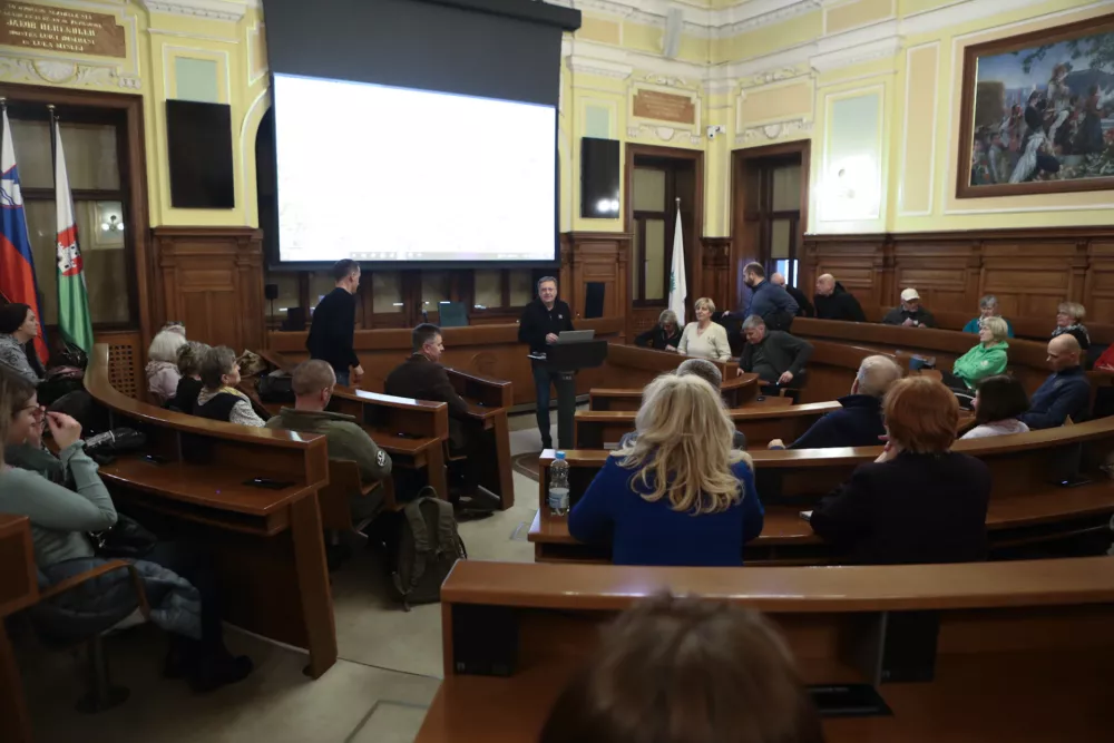 9.2.2026 - stanovalci Bilečanske ulice iz &Scaron;tepanjskega naselja z županom. Sestanek z Zoranom JankovićemFoto: Luka Cjuha