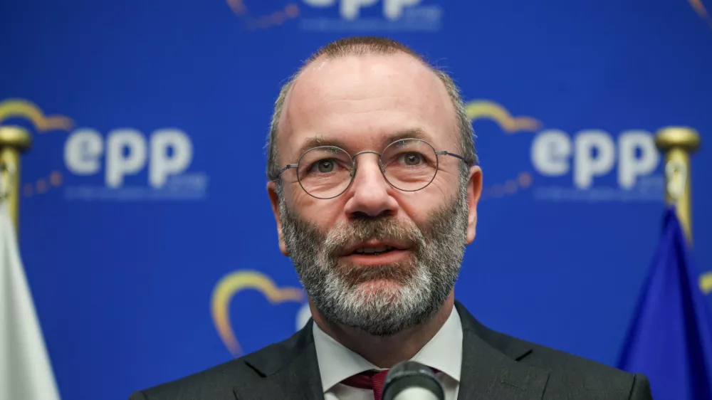 Ljubljana, Hotel InterContinental.Novinarska konferenca v okviru srecanja vodstva politicne skupine Evropske ljudske stranke (EPP) v Ljubljani.Predsednik EPP Manfred Weber.