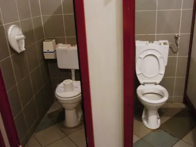 javno strani&scaron;če - WC &ndash; Vilharjeva ulica &ndash; podhod Železni&scaron;ka postaja Ljubljana,  // FOTO: Jaka AdamičOPOMBA: ZA OBJAVO V ČASOPISU DNEVNIK