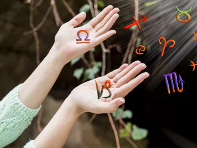 Astrology, zodiac signs take off from hands / Foto: Dzhulbee Getty Images