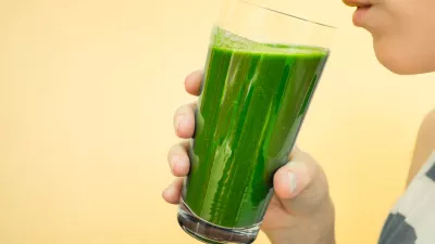 Namesto piva nekaj bolj zelenega? Zakaj pa ne. / Foto: Istock