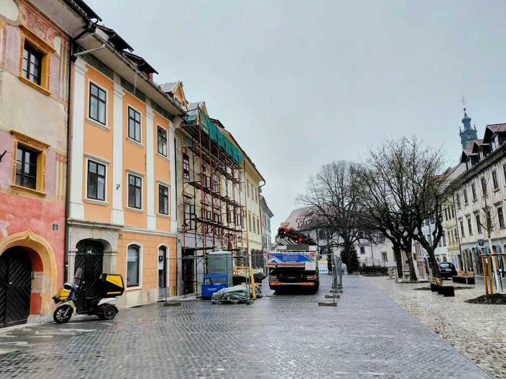 Po enajstih letih spektakel na trgih in ulicah s &scaron;e lep&scaron;o kuliso