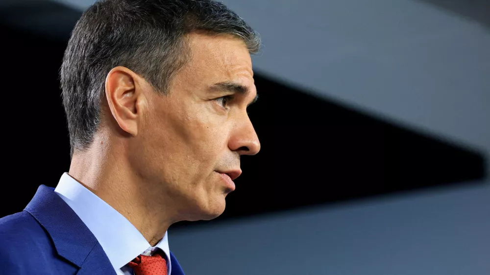 FILE PHOTO: Spanish Prime Minister Pedro Sanchez attends a press conference on the day of the European Union leaders' summit in Brussels, Belgium October 23, 2025. REUTERS/Yves Herman/File Photo