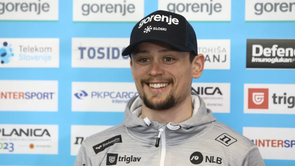  Miha &Scaron;imenc- 15.02.2023 &ndash; Smučarska zveza Slovenije (SZS) - mo&scaron;ka in ženska reprezentance v smučarskih skokih in smučarskih tekih za nastop na svetovnem prvenstvu v nordijskem smučanju Planica 2023 //FOTO: Luka Cjuha