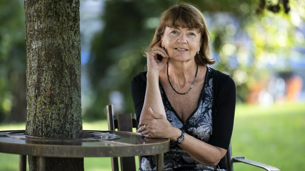 - 10.08.2021 &ndash; dr. Lučka Kajfež Bogataj, klimatologinja, redna profesorica na Biotehni&scaron;ki fakulteti v Ljubljani, predstojnica Katedre za agrometeorologijo in članica Medvladnega foruma za podnebne spremembe (IPCC) v Ženevi.  //FOTO: Matjaž Ru&scaron;tOPOMBA: INTERVJU ZA OBJEKTIV 2021