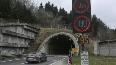 Sekcijsko merjenje hitrosti: testni sistem neustrezen, certifikata &scaron;e ni