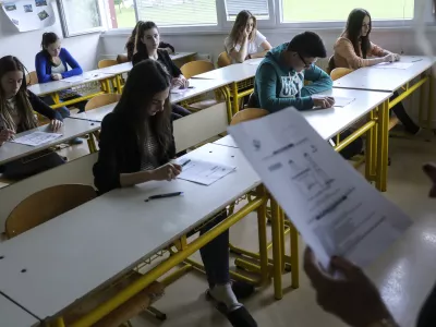 NPZ: Namesto bojazni učiteljev več resnosti učencev