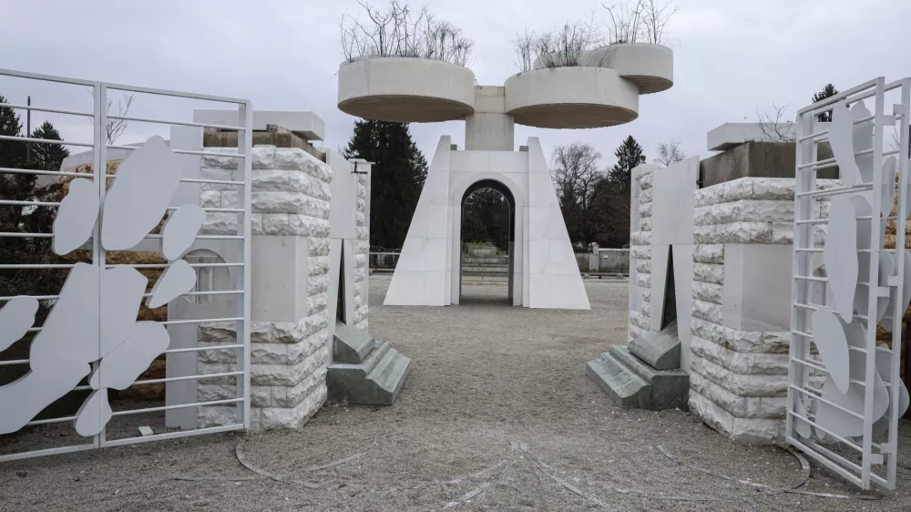 Novi vhod &scaron;e čaka na uporabno dovoljenje