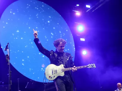 Koncert rock skupine Bijelo dugme v Sloveniji leta 2018, na fotografiji Goran Bregović. / Foto: Luka Cjuha