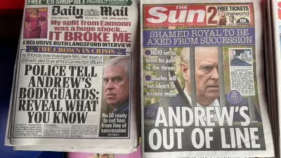 Vsak korak mediji pozorno spremljajo.