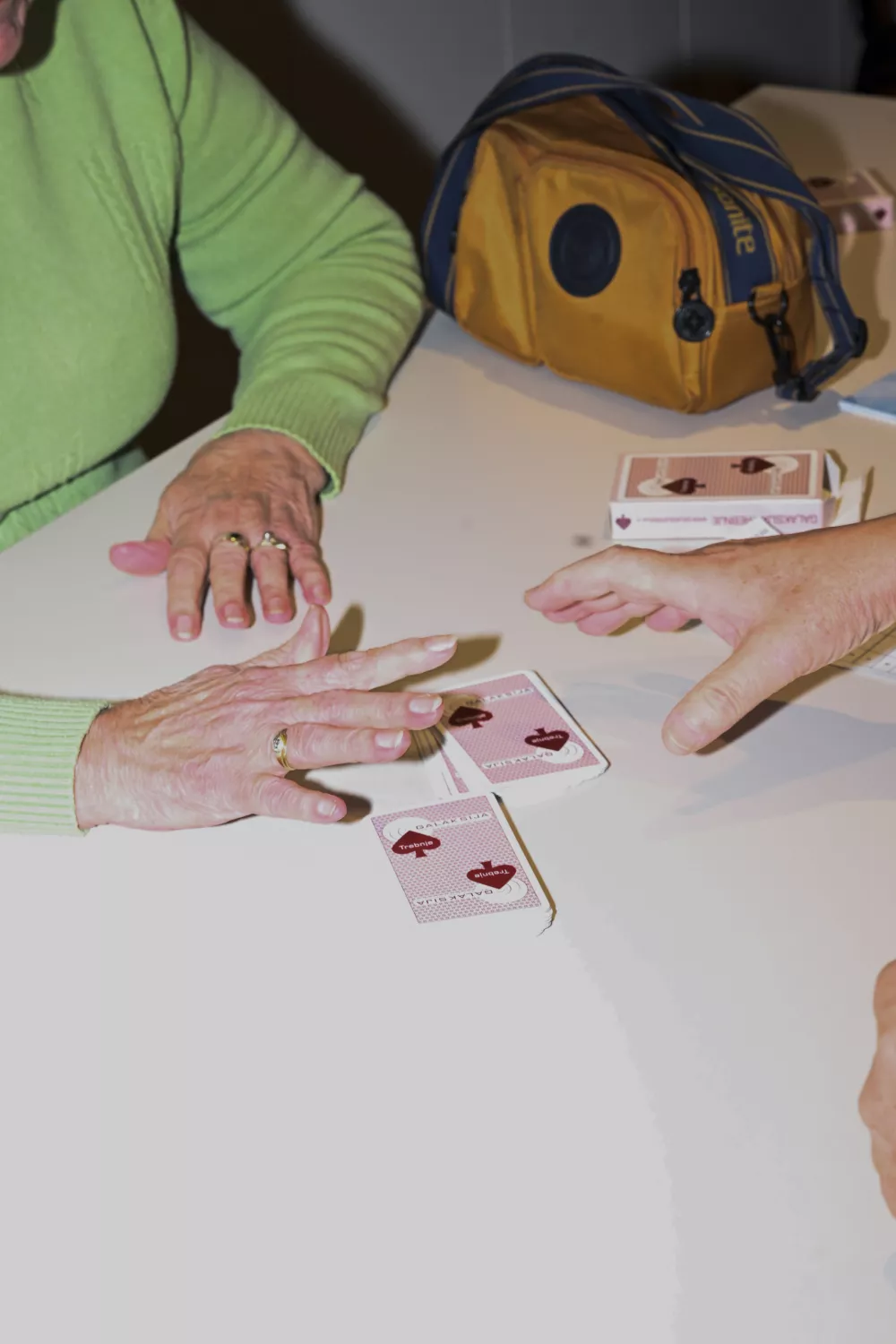 Četrtki so rezervirani za tarok