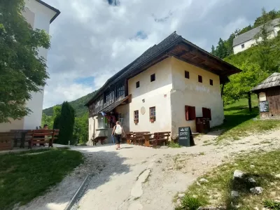 V Kamniku mesec dobrodelnosti