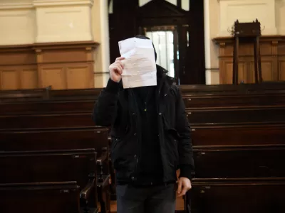 Domnevnega požigalca so izsledili s termovizijsko kamero s helikopterja