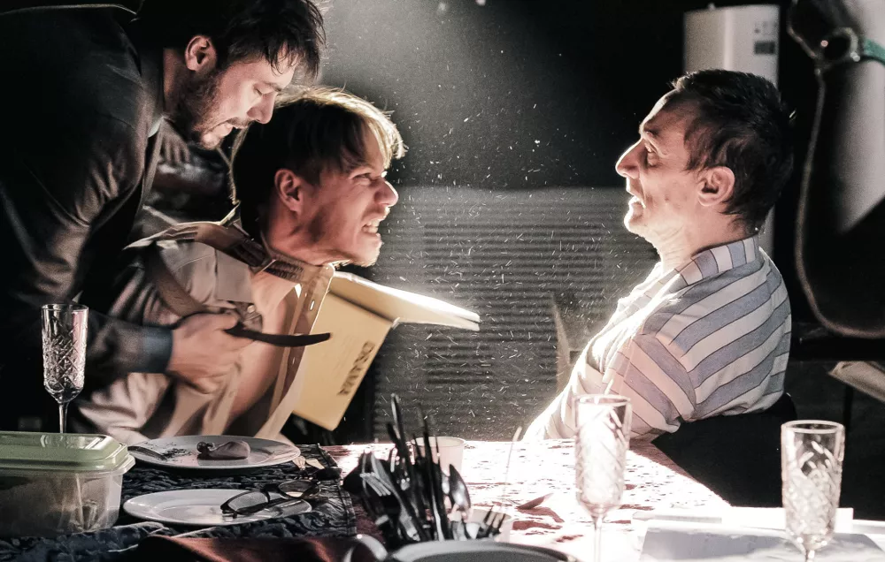 Sovražnik ljudstva SNG DRama LJubljana