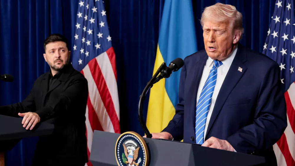 U.S. President Donald Trump and Ukrainian President Volodymyr Zelenskiy hold a press conference after their lunch meeting at Trump's Mar-a-Lago club, in Palm Beach, Florida, U.S., December 28, 2025. REUTERS/Jonathan Ernst