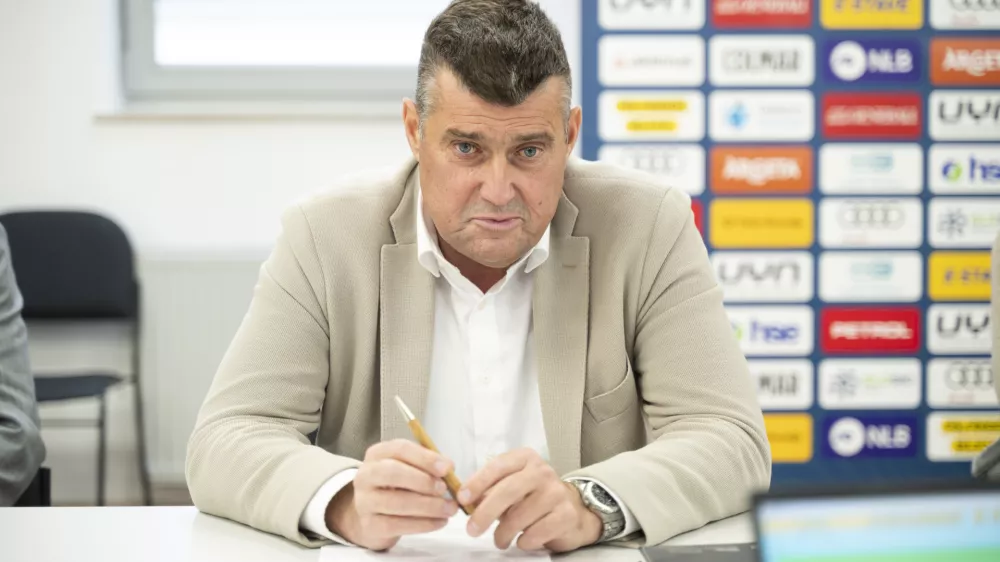 Janez Bijol, predsednik panoge za alpsko smučanje24.04.2025 Neformalno medijsko druženje na sedežu Smučarske zveze Slovenije FOTO: Nik Erik Neubauer