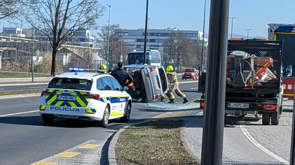 nesreča letali&scaron;ka