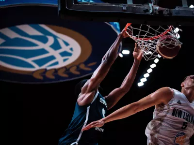 V igri Slovenije bo proti Grčiji velika odgovornost tudi na ramenih naturaliziranega Josha Neboja.&nbsp;