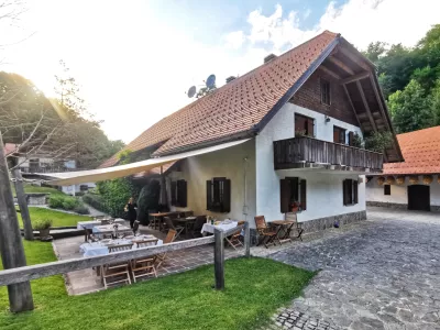 Domačija &Scaron;eruga / Foto: Miha First