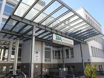  Zdravstveni dom Ljubljana - ZD Bežigrad, Kržičeva ulica 10 <br><br>- 22.09.2022 &ndash; simbolična fotografija &ndash; javno zdravstvo - zdravstveni sistem &ndash; zdravje &ndash; <br> <br>//FOTO: Luka Cjuha<br>