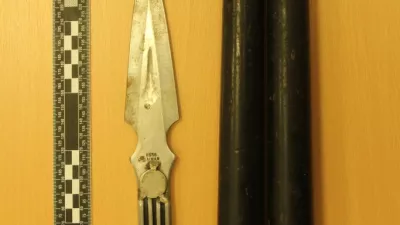 Novome&scaron;ki policisti so pred dnevi 31-letnemu Francozu zasegli bodalo in nunčake, na splo&scaron;no pa v zadnjih letih zasežejo bistveno manj hladnega orožja. F PU Novo mesto