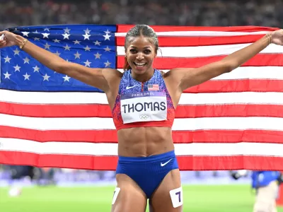 06 August 2024, France, Saint-Denis: USA's Gabrielle Thomas celebrates winning the women's 200m final of the athletics competitions, as part of the Paris 2024 Olympic Games at Stade de France. Photo: Sven Hoppe/dpa