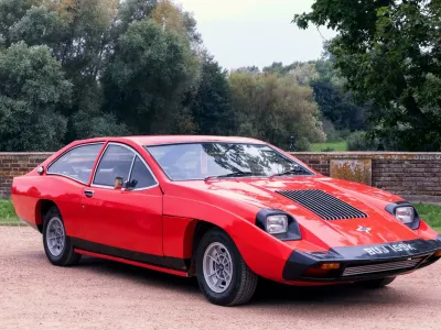 2GH8092 1971 Macos Mantis M70 at the Hampton Court Concours D' Elegance 2021