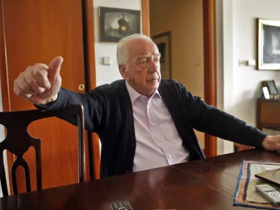 Budimir Lončar, starosta biv&scaron;e jugoslovanske politike in diplomacije, zadnji zunanji minister nekdanje SFRJ, //FOTO: Tomaž SkaleOPOMBA: ZA OBJAVO V PRILOGI &ndash; DNEVNIKOV OBJEKTIV - INTERVJU 2014