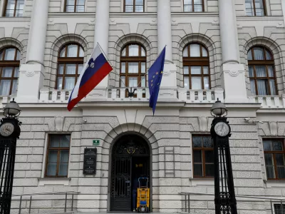 Na sojenjih ni nobena redkost, da pričo naenkrat zapusti spomin, ali pa svojo izpoved popolnoma spremeni. Foto: Luka Cjuha&nbsp;