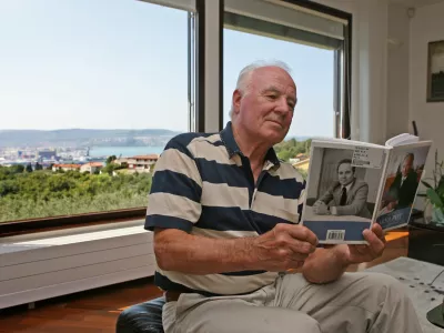 Bruno Korelič je v Luko Koper pri&scaron;el leta 1977, zapustil pa jo je leta 2005, ko se je začela v podjetje vme&scaron;avati politika. Foto: Tomaž Skale