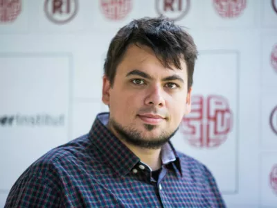 Jernej &Scaron;tromajer, politilog