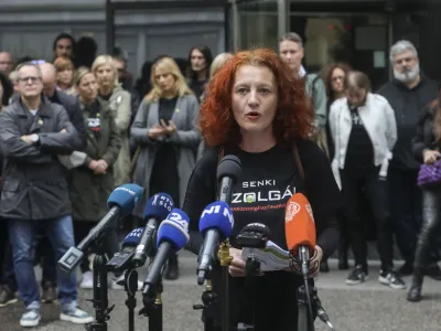 Helena Milinkovič, predsednica stavkovnega odbora novinarskih sindikatov RTVS in Koordinacije novinarskih sindikatov RTVS- 26.09.2022 - Celodnevna opozorilna stavka zaposlenih na RTV Slovenija - protest zaradi vse težjih razmer na zavodu in neuspešnosti dozdajšnjih pogajanj v organizaciji stavkovnega odbora novinarskih sindikatov RTVS, //FOTO: Jaka Gasar