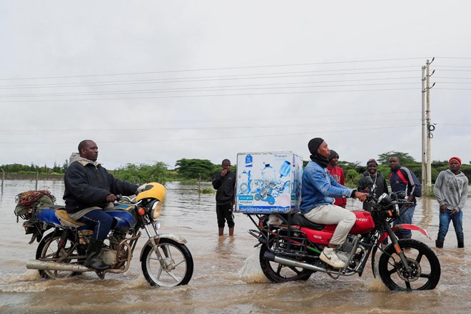 #video #foto Kenija: V poplavah umrlo že več kot 180 ljudi